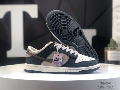 Dunk(low)-W-1425