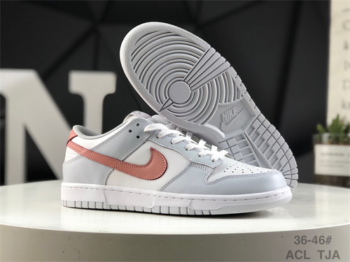 Dunk(low)-W-2216