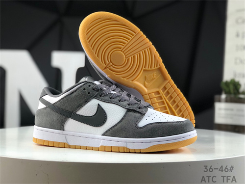 Dunk(low)-W-2252
