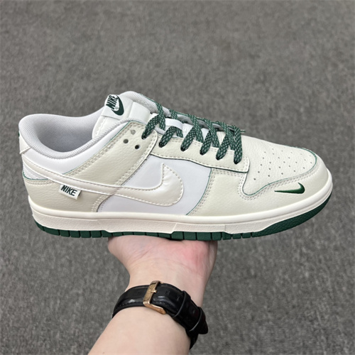 Dunk(low)-W-2331