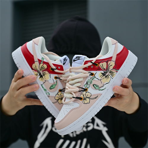 Dunk(low)-W-599