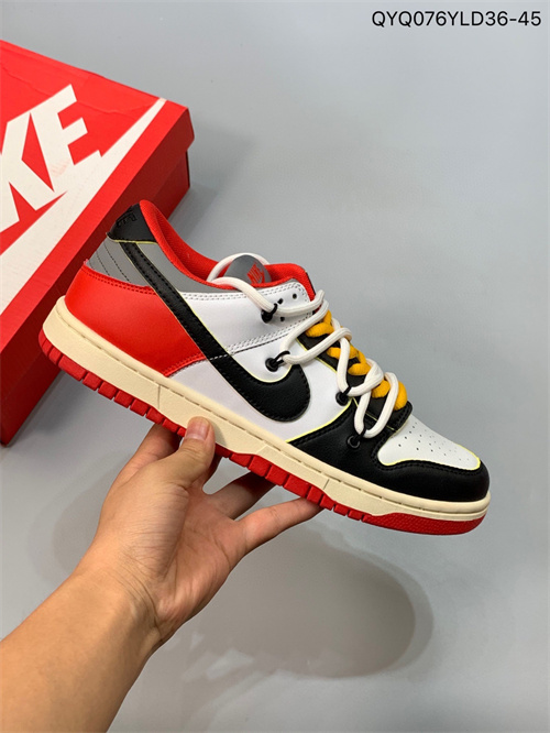 Dunk(low)-W-685