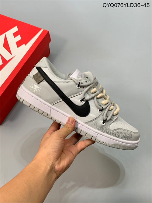 Dunk(low)-W-687