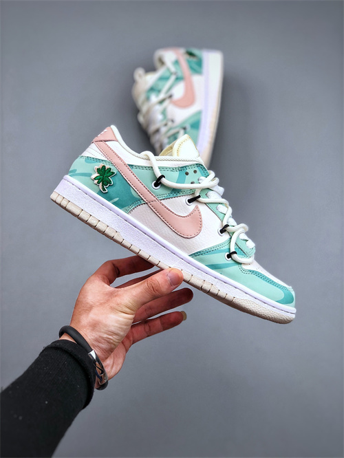 Dunk(low)-M-683