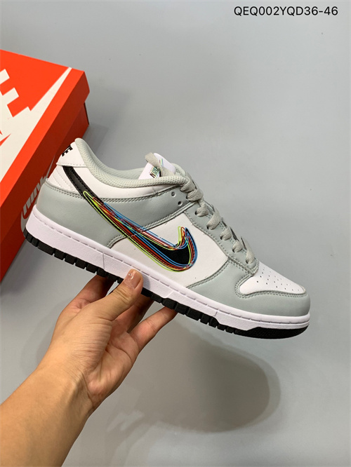Dunk(low)-M-687