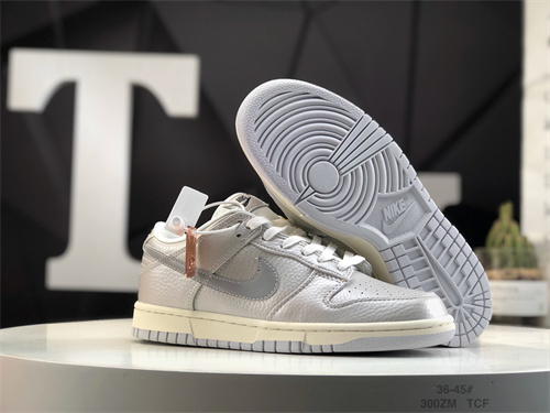 Dunk(low)-W-875