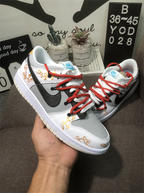 Dunk(low)-W-877
