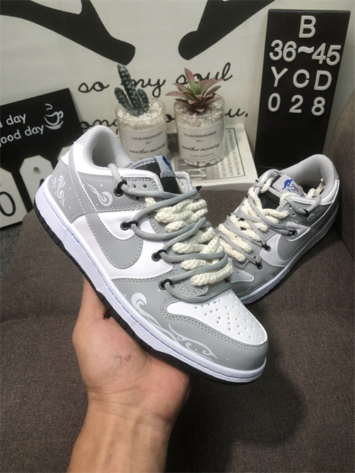 Dunk(low)-W-880