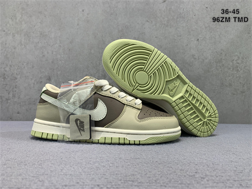 Dunk(low)-W-957