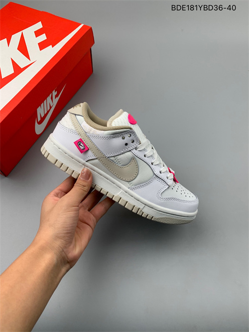 Dunk(low)-W-717