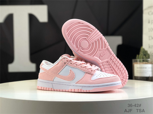 Dunk(low)-W-1442