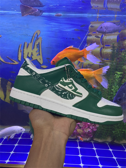 Nike Dunk(46,47,48,)-070