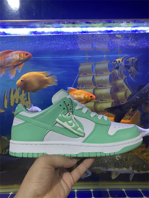 Nike Dunk(46,47,48,)-086