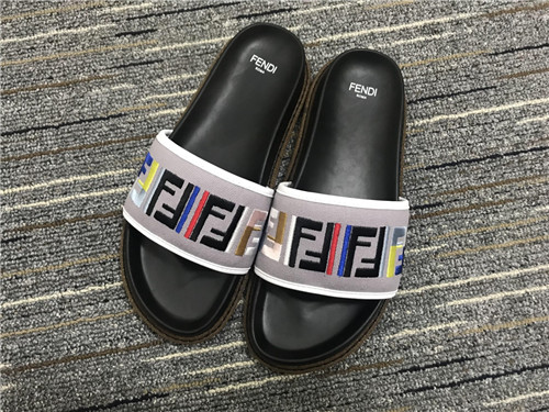 FENDI Sandal-W-012