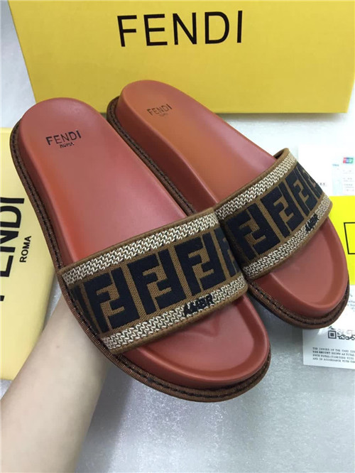 FENDI Sandal-W-007