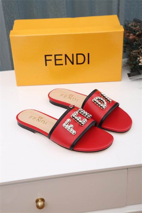 FENDI Sandal-W-075