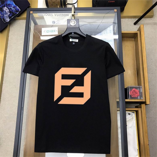 Fendi Round neck T-shirt-M-410