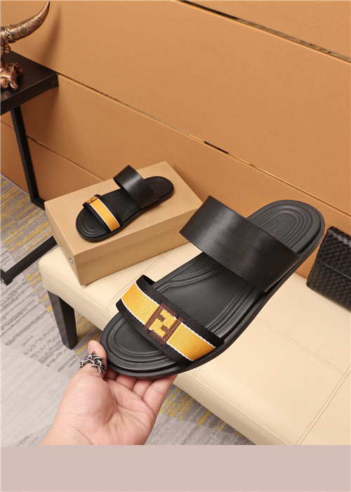 FENDI Sandal-M-038
