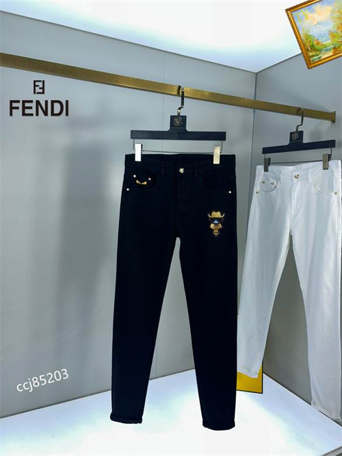 FENDI Jeans-031