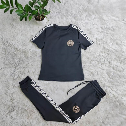 Fendi(Women)suits-020