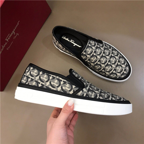 Ferragamo Shoes-M-014