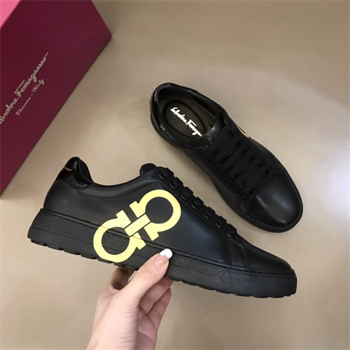 Ferragamo Shoes-M-144