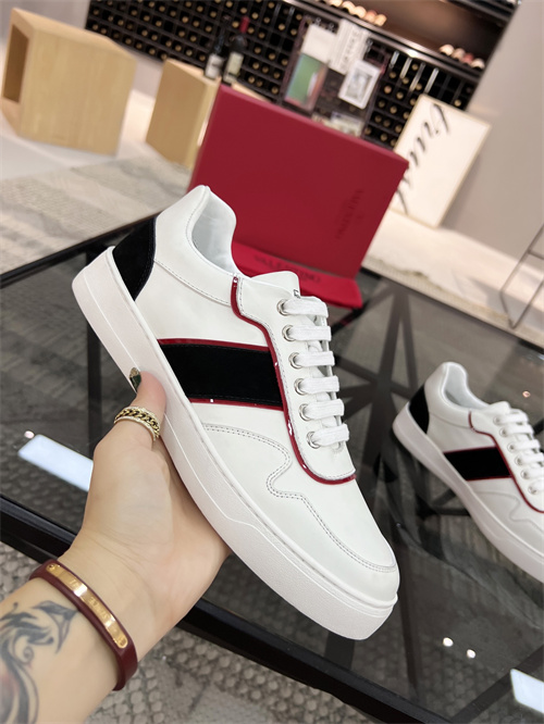 Ferragamo Shoes-M-208