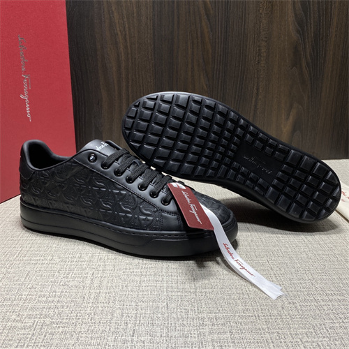 Ferragamo Shoes-M-220