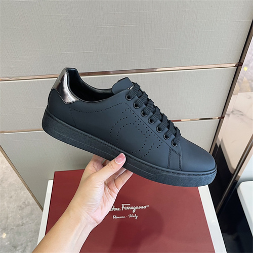 Ferragamo Shoes-M-234