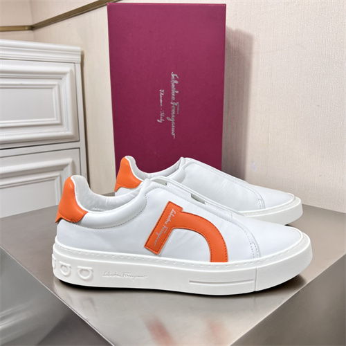 Ferragamo Shoes-M-240