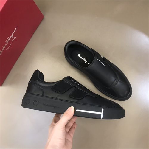 Ferragamo Shoes-M-266