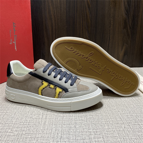 Ferragamo Shoes-M-268