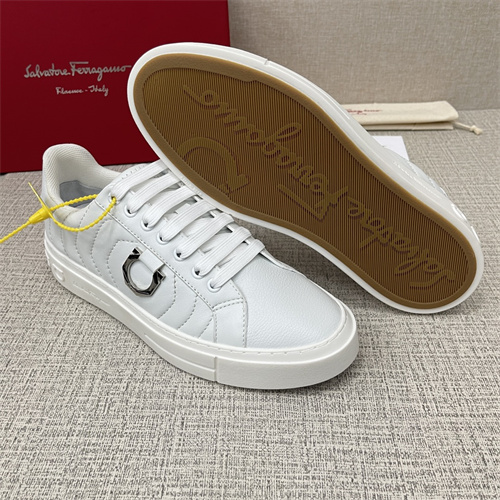 Ferragamo Shoes-M-275