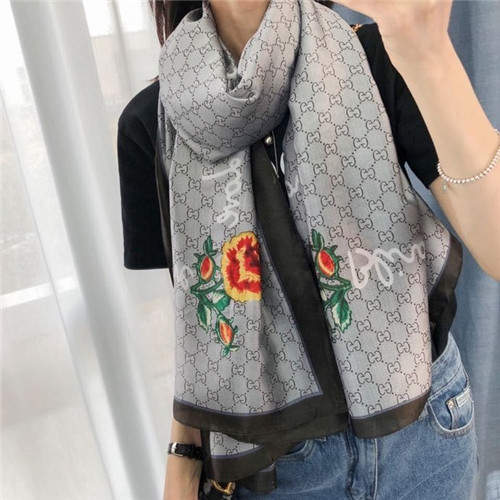 Gucci-Silk Scarf-013