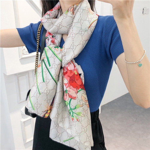 Gucci-Silk Scarf-018