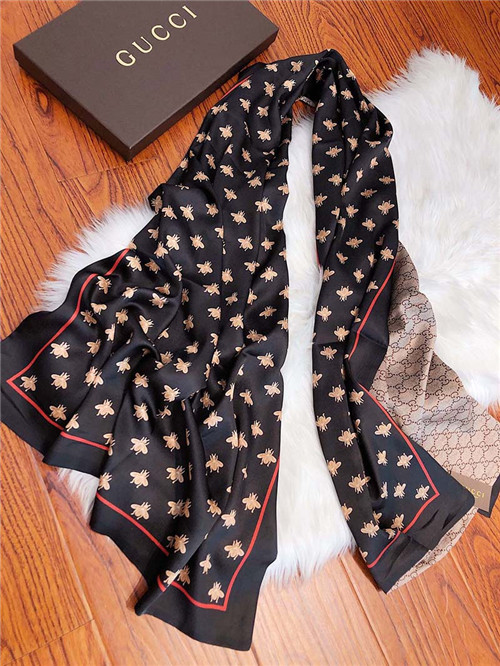 Gucci-Silk Scarf-031