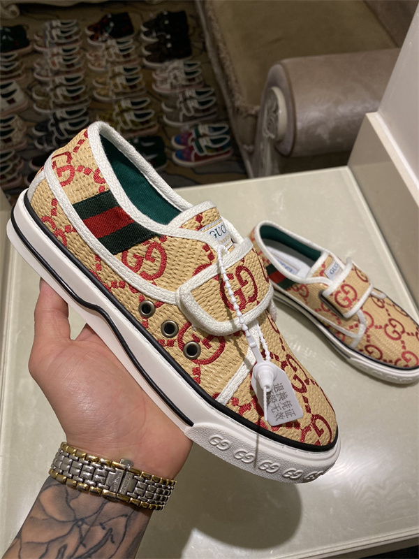Gucci(AAA)shoes-M/W-1032