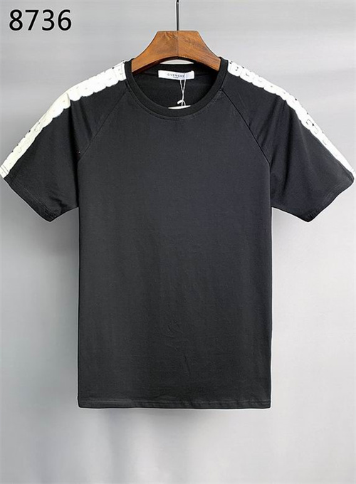 Givenchy Round neck T-shirt-M-221