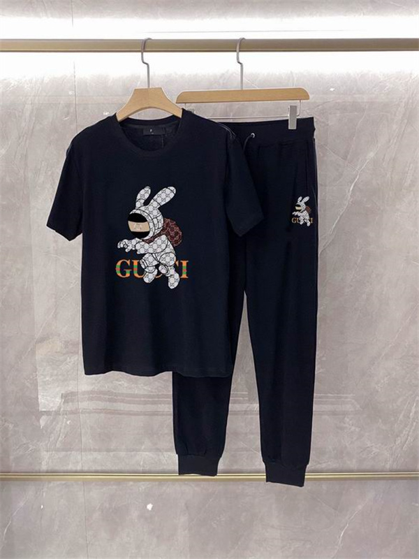 Gucci T-shirt(Suits)-014