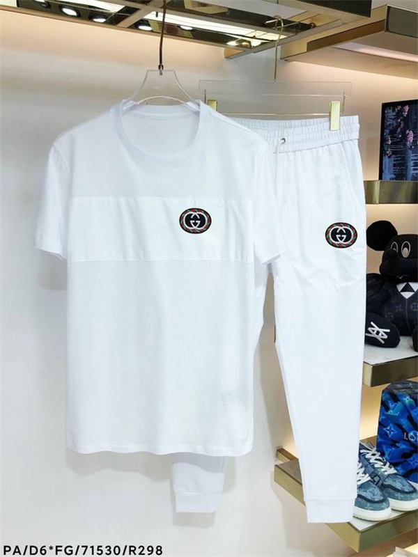 Gucci T-shirt(Suits)-375