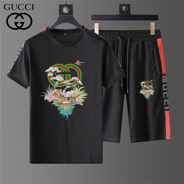 Gucci T-shirt(Suits)-380