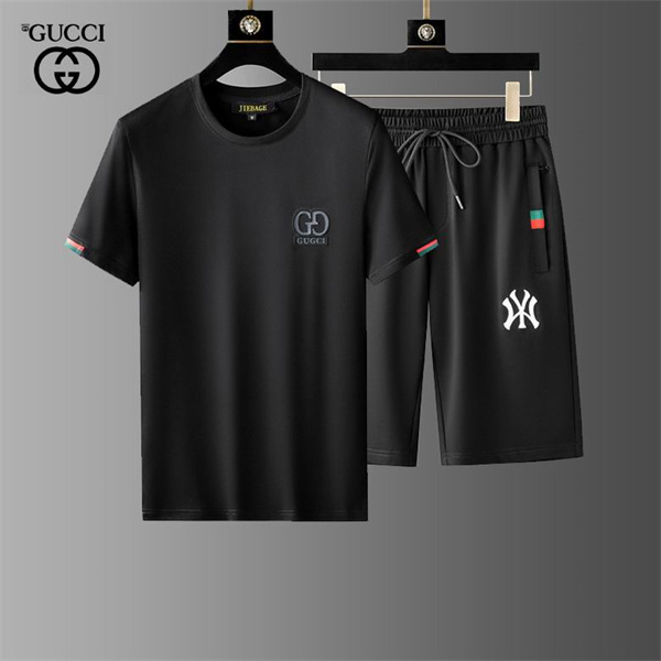 Gucci T-shirt(Suits)-252