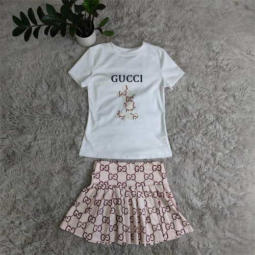 Gucci Suits-W-0121