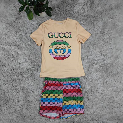 Gucci Suits-W-039
