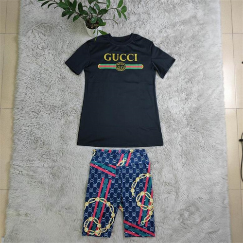 Gucci Suits-W-091