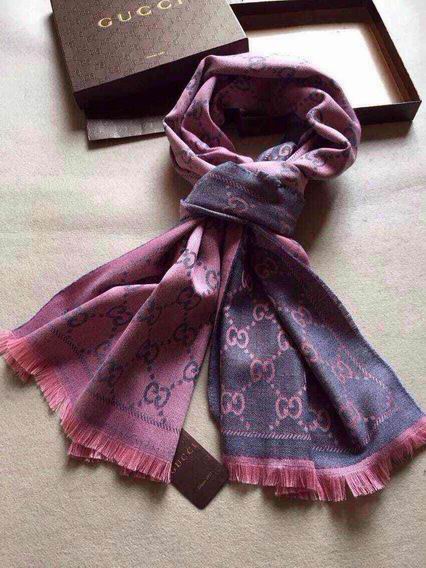 Gucci-Shawl-313