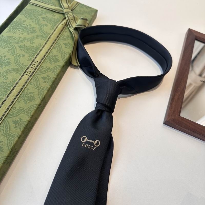 Gucci-Tie-0172