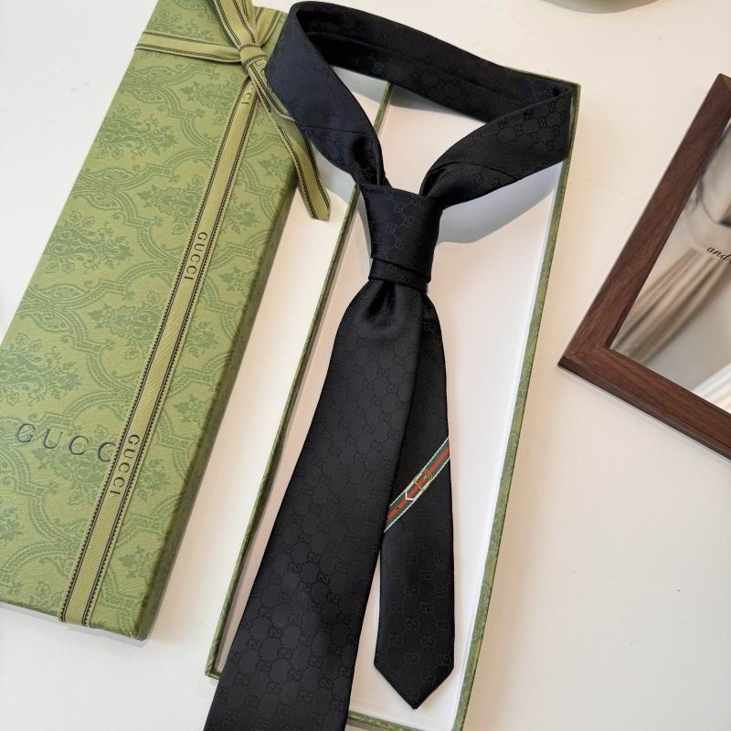 Gucci-Tie-0175