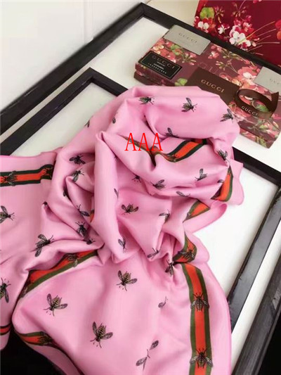 Gucci-Shawl-068