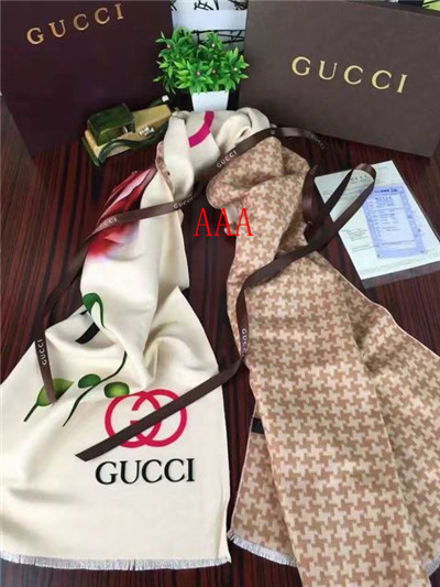 Gucci-Shawl-119